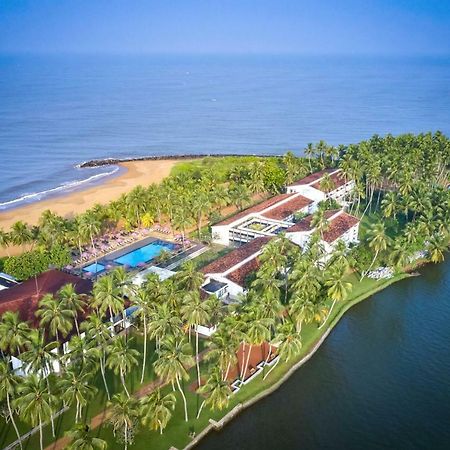 Avani Kalutara Resort Exterior photo