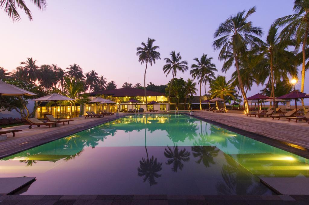 Avani Kalutara Resort Exterior photo