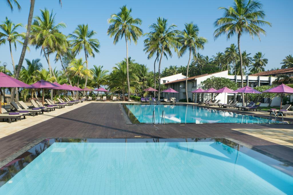 Avani Kalutara Resort Exterior photo