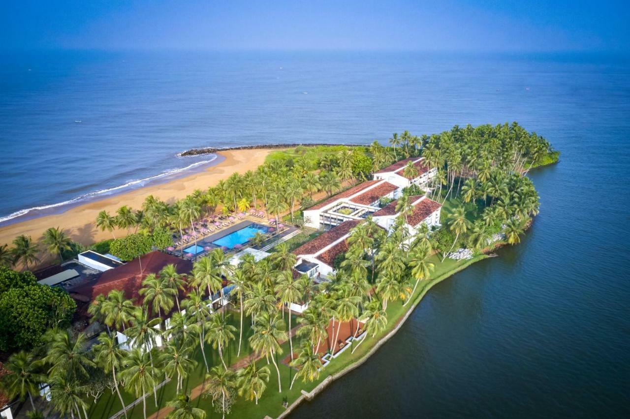 Avani Kalutara Resort Exterior photo